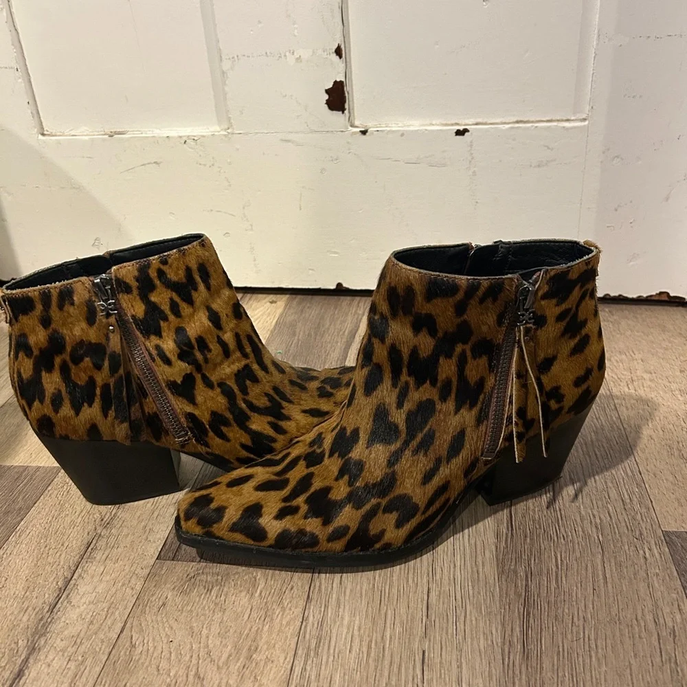 Sam Edelman Animal Print Ankle Western Boots Size 8 - Picture 5 of 9